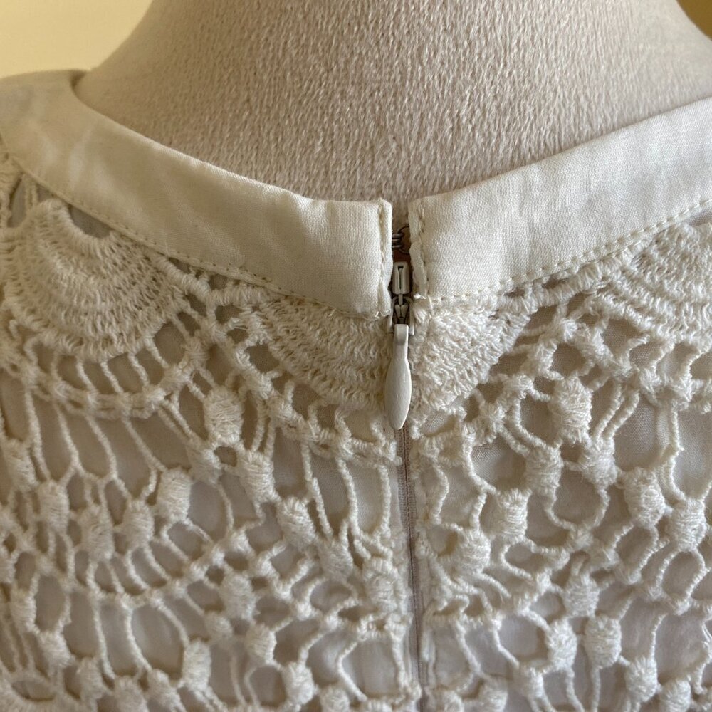 NWT Loft Ivory White Scalloped Lace Crochet Sleeveless Lined Shift Dress Size 2 - Picture 5 of 13